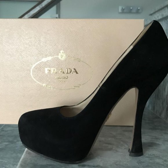 Worn once PRADA black suede heels - Picture 2 of 10